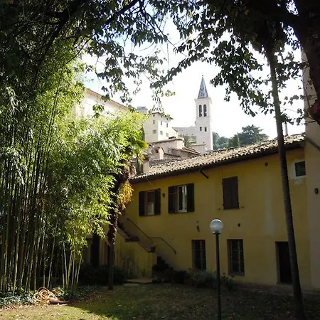 Al Chiostro